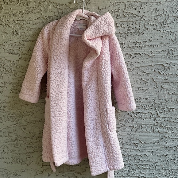 Pottery Barn Kids Blush Sherpa Robe - Picture 1 of 3